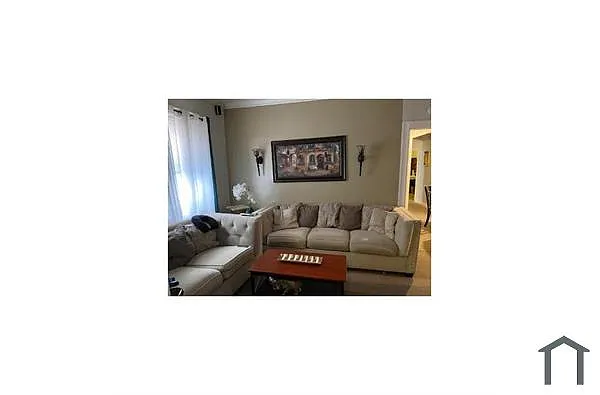 Building Photo - 1332 Fteley Ave #2