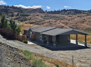 4925 Crown Ln, Malaga, WA 98828