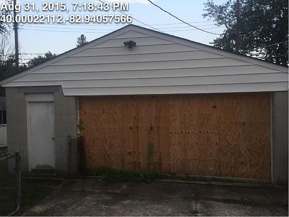 3rd image of 2481 Argyle Dr