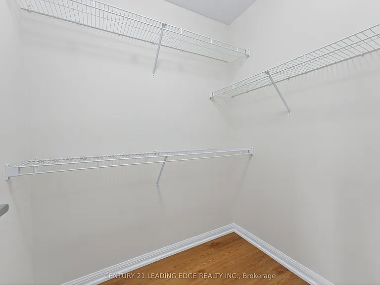 64 Ferguson St — Photo 31