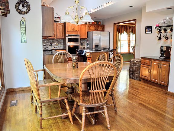 3rd image of 7241 Wyandot Ln