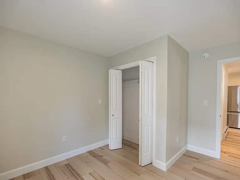 7 Russell Ave #2 — Photo 6