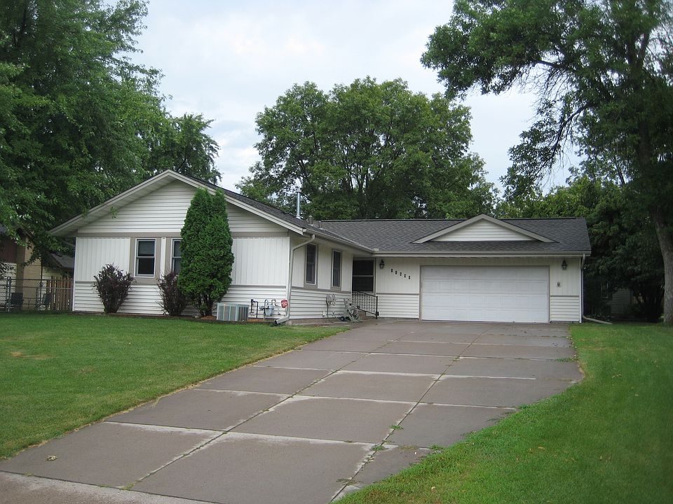 Large 4 bedroom home