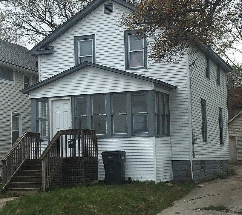 1st image of 472 N Saginaw St
