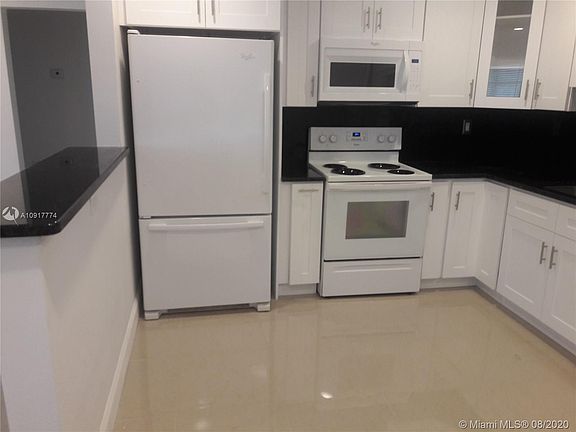 5th image of 3801 NE 18th Ave #0