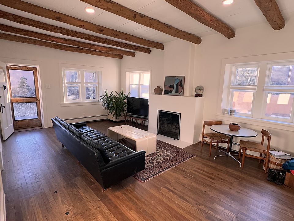 1st image of 203 E Buena Vista St