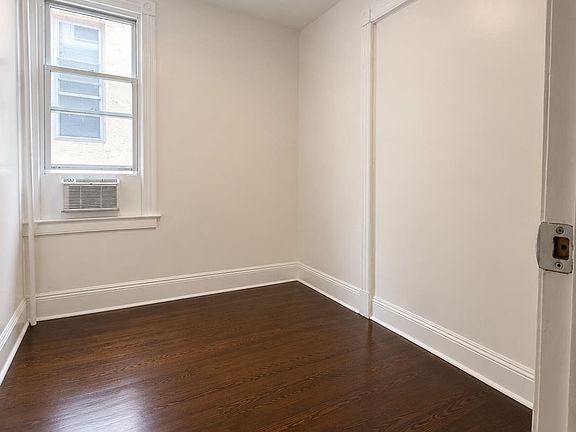 5th image of 14 Beacon Ave #1