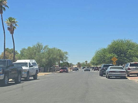 4th image of 202 E Elvado Rd