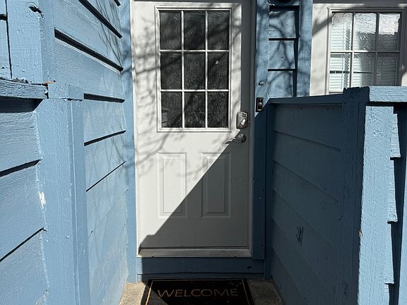 4th image of 791 Rainbow Dr #I