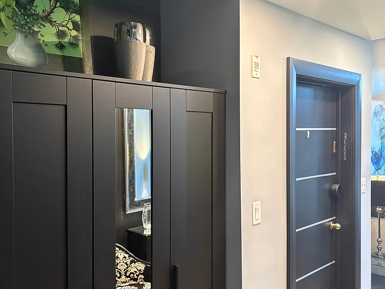 12 King St W #1 — Photo 15