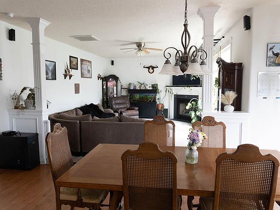 5th image of 765 SW Foley St