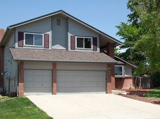 823 Shadow Mountain Dr, Highlands Ranch, CO 80126