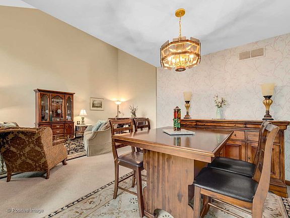 5th image of 1008 Braemoor Dr #1008