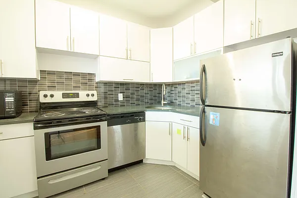 Rented by Highline Residential | media 6