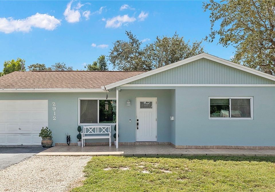 1st image of 2912 Poinciana Dr