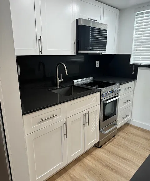 1025 SW 6th Ave #6 — Photo 6