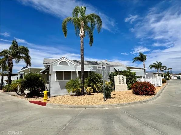 443-1295 S Cawston Ave, Hemet, CA 92545