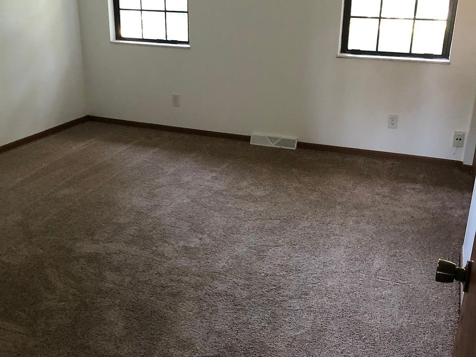 2704 Sweitzer Rd, Uniontown, OH 44685 Zillow