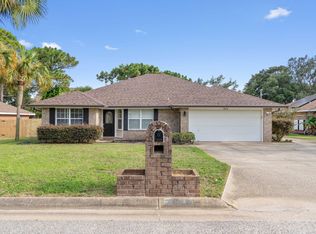7613 Marthas Way, Navarre, FL 32566