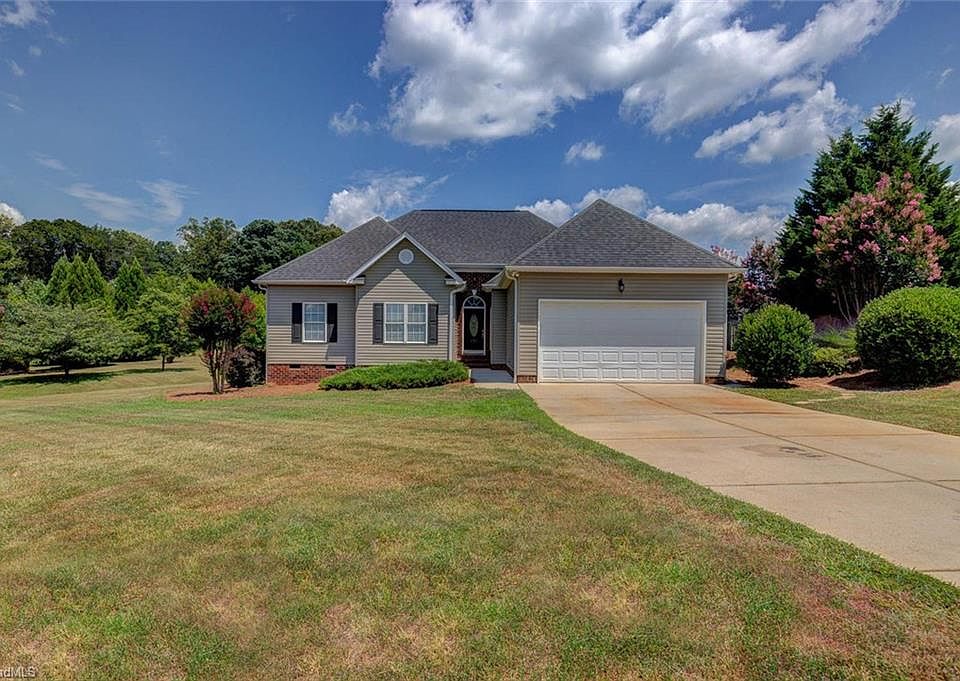 1st image of 171 Stonehaven Ct