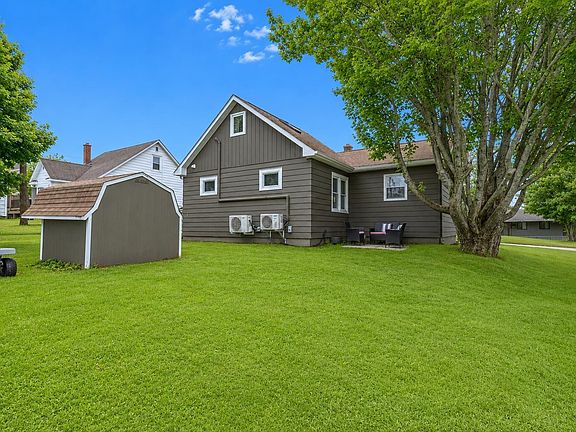 3rd image of 189 Macrae Ave