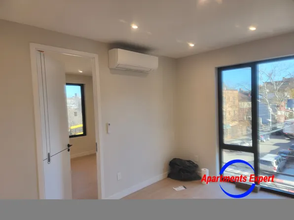 31-46 14th Street image 13 of 14