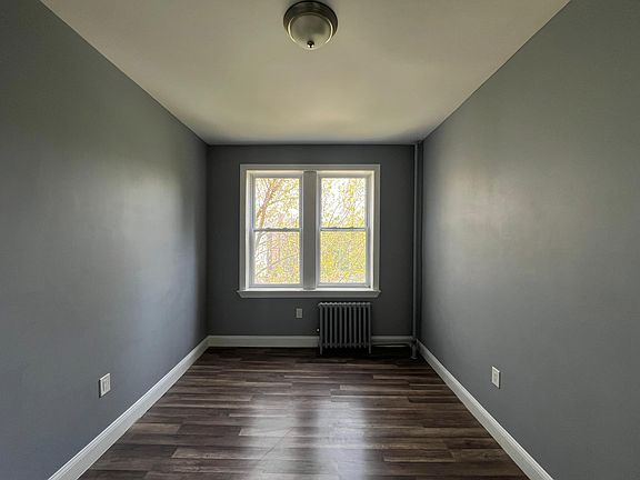 4th image of 662 Avenue A #10E