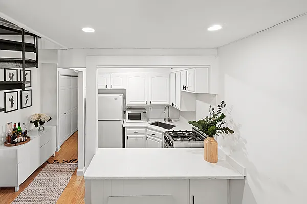 Sold by Douglas Elliman | media 15