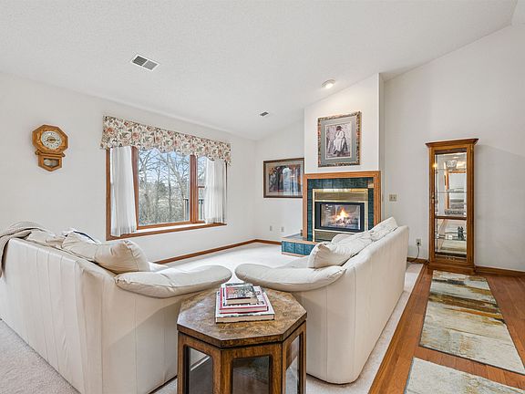 3rd image of 2690 Renaissance Dr Unit 4