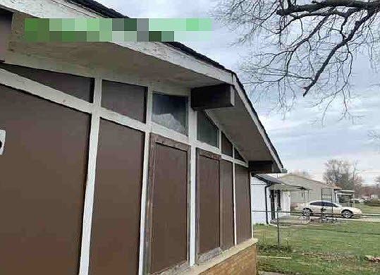 2nd image of 2836 Hillside Ave