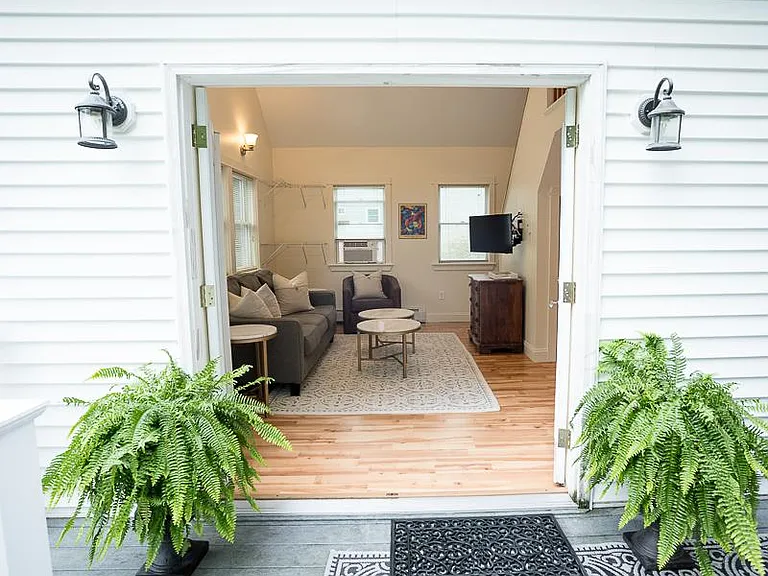 14 Holbrook St #4 — Photo 1