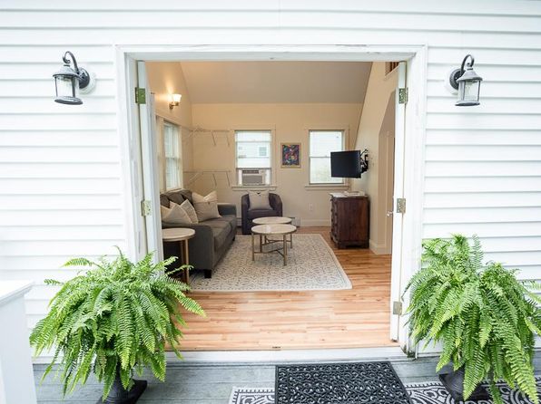 14 Holbrook St #4