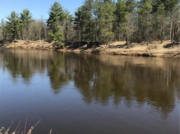 S 6500 Strader Private Drive, Augusta, WI 54722