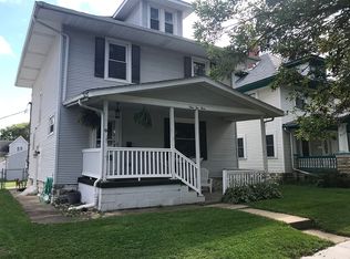 423 8th Ave SW, Cedar Rapids, IA 52404