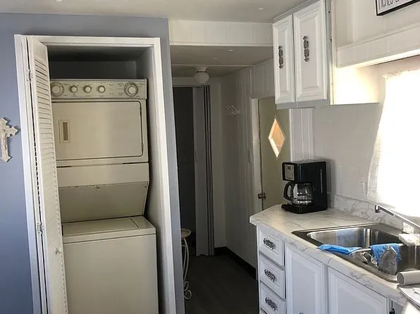 7530 Maryland Ave, Hudson, FL 34667