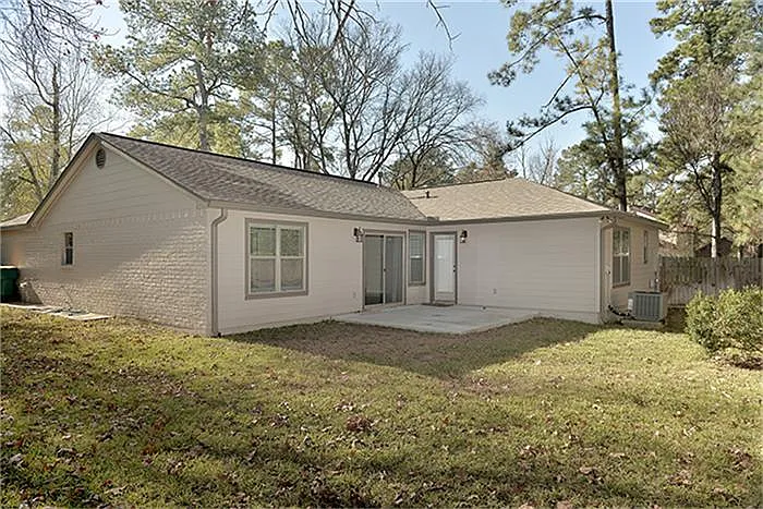 81 Yewleaf Dr — Photo 16