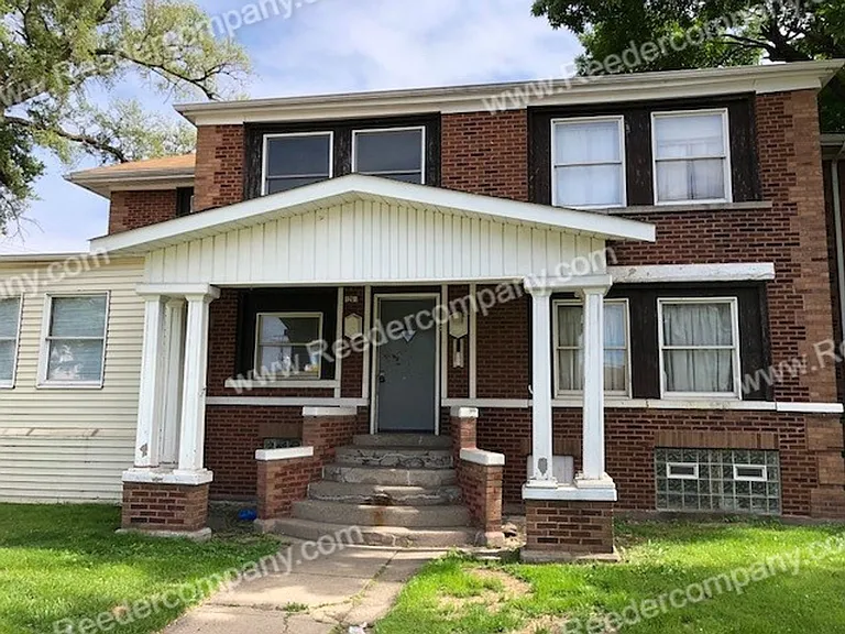 1201 Beacon Ave. — Photo 1