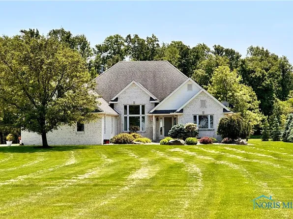 2865 Sampson Rd, Pemberville, OH 43450