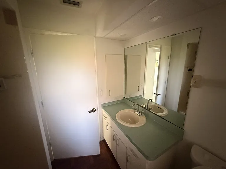 1474 Dewitt St — Photo 32