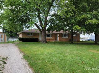 1805 Jeanne St, Champaign, IL 61821