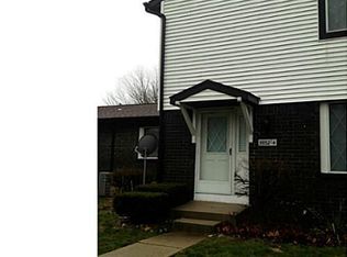 3932 Hunters Ridge Dr APT 4, Lansing, MI 48911