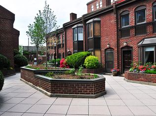 1008 Paper Mill Ct NW #1008, Washington, DC