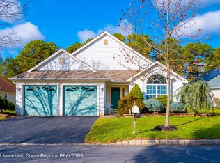 6 Sandhurst Rd, Lakewood, NJ 08701