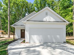 2123 Woodhurst Ln, Albemarle, NC 28001
