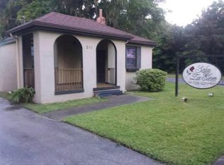 211 S Seminole Ave, Inverness, FL 34452