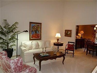5th image of 2215 Indianpath Dr