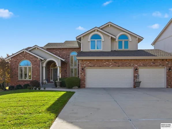 12963 Seward St, Omaha, NE 68154