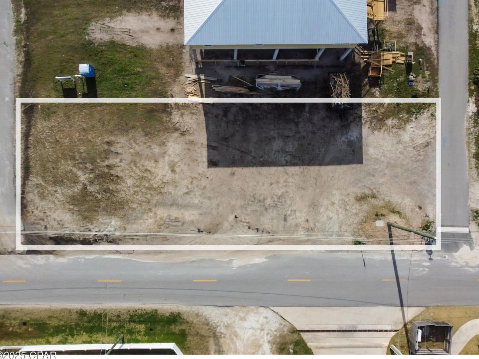 2nd image of 116 8th St