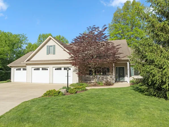 11311 Rickey Ln, Fort Wayne, IN 46845