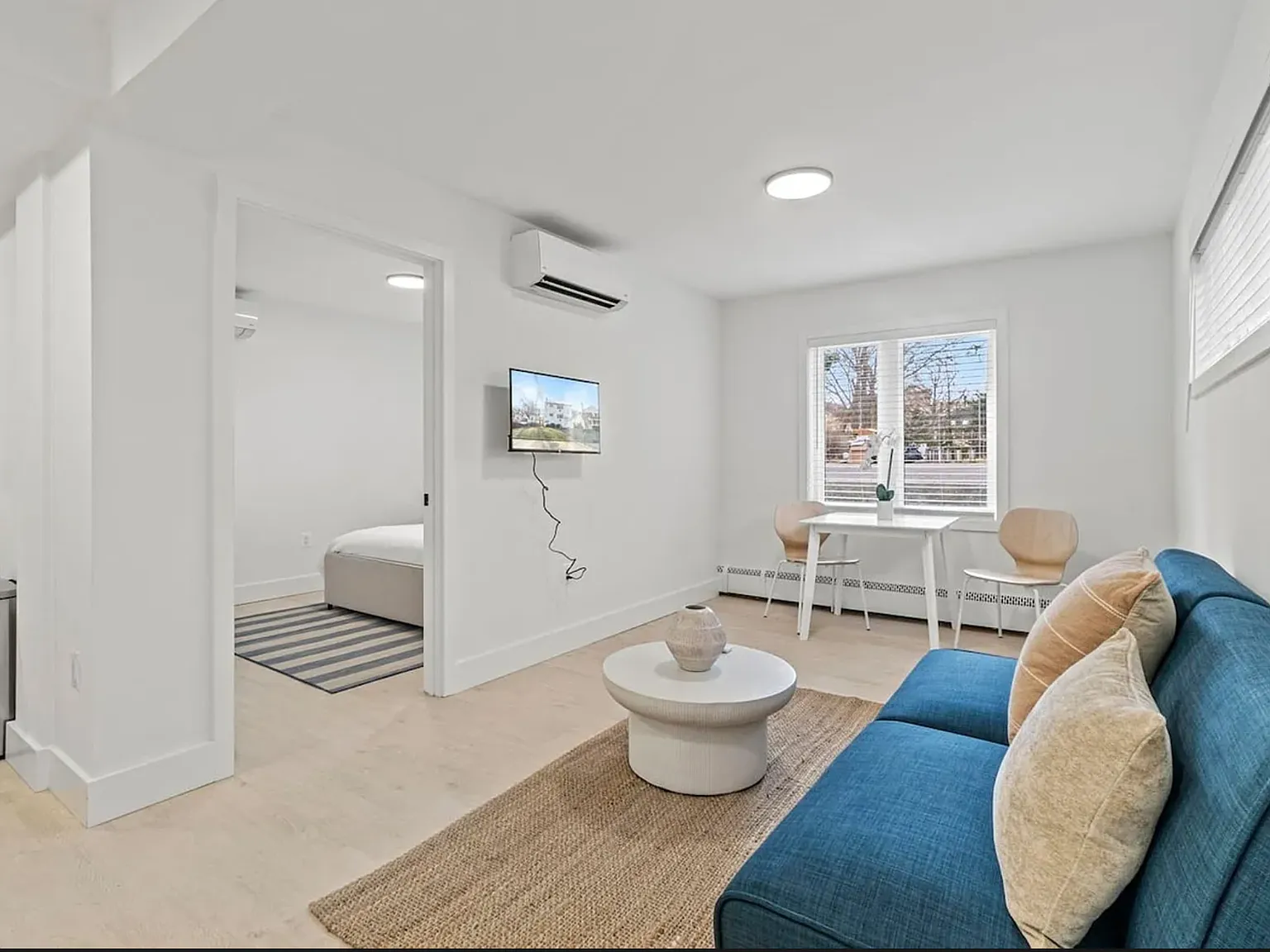 3 bed, $4,099 — Photo 4